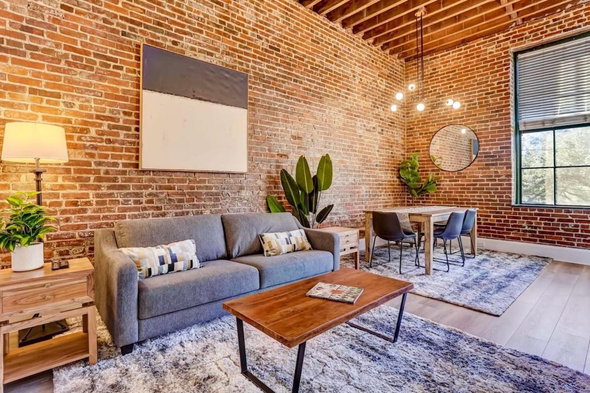 West End Loft - Downtown 5 Min Walk To River St ซาวานนาห์ ภายนอก รูปภาพ