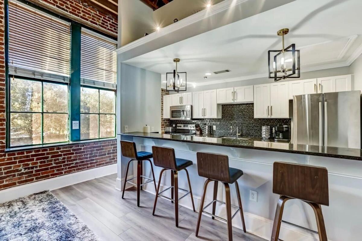West End Loft - Downtown 5 Min Walk To River St ซาวานนาห์ ภายนอก รูปภาพ