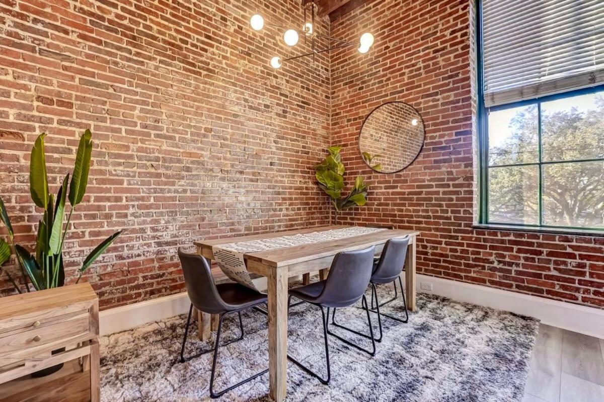 West End Loft - Downtown 5 Min Walk To River St ซาวานนาห์ ภายนอก รูปภาพ