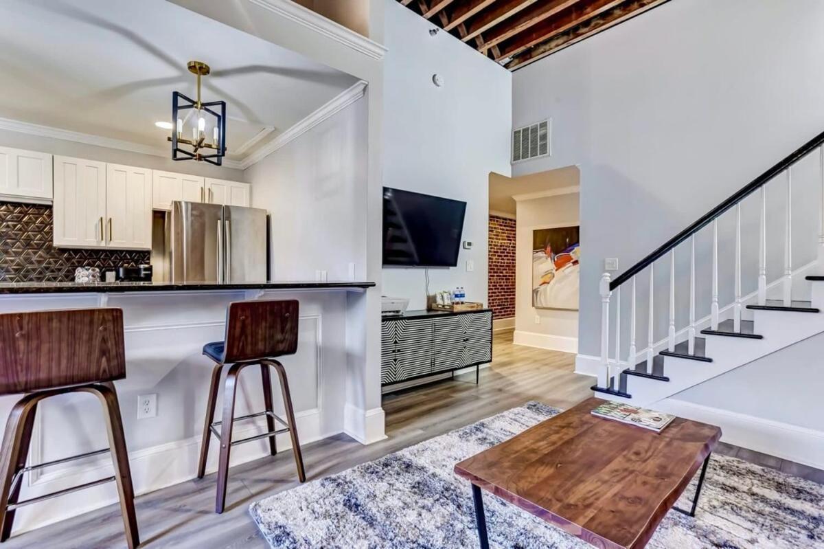 West End Loft - Downtown 5 Min Walk To River St ซาวานนาห์ ภายนอก รูปภาพ