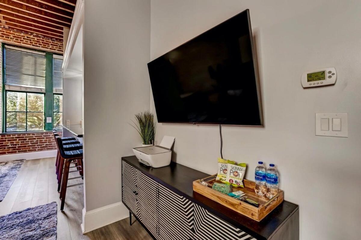 West End Loft - Downtown 5 Min Walk To River St ซาวานนาห์ ภายนอก รูปภาพ